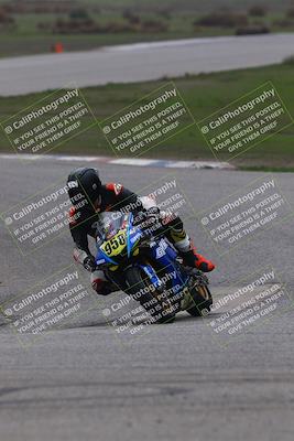 media/Nov-30-2025-TrackDaz (Sun) [[d8b22663df]]/A Group/Session 3 (Off Ramp)/